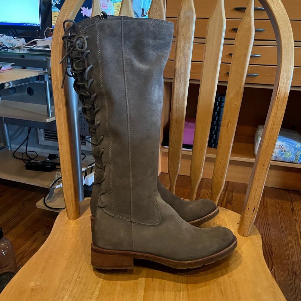 Diba True nubuck boots with side zipper and laces up the back.